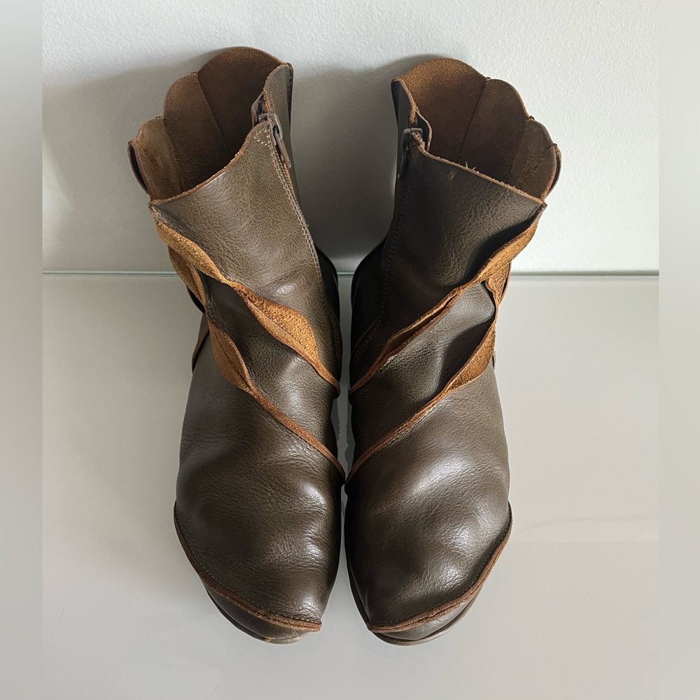 Trippen Treasure Boots, size 40, Used good condition
